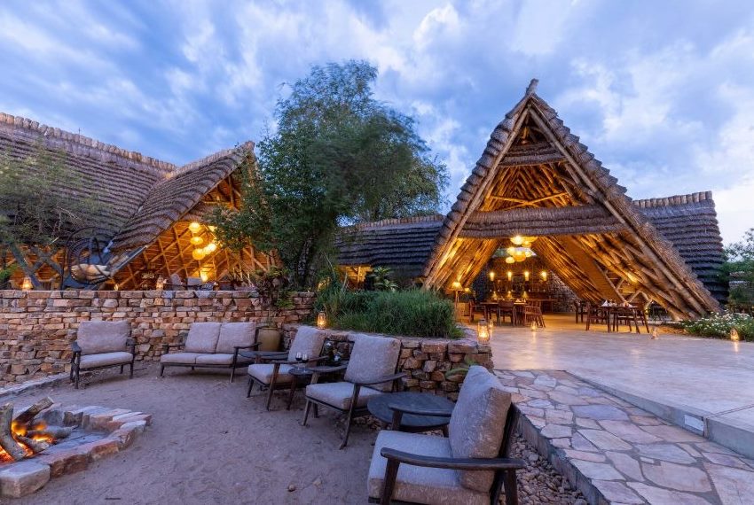Luxury Uganda Safaris and Tours
